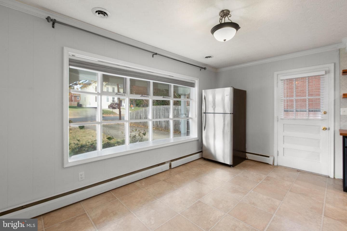 1414 Payne Street photo 11