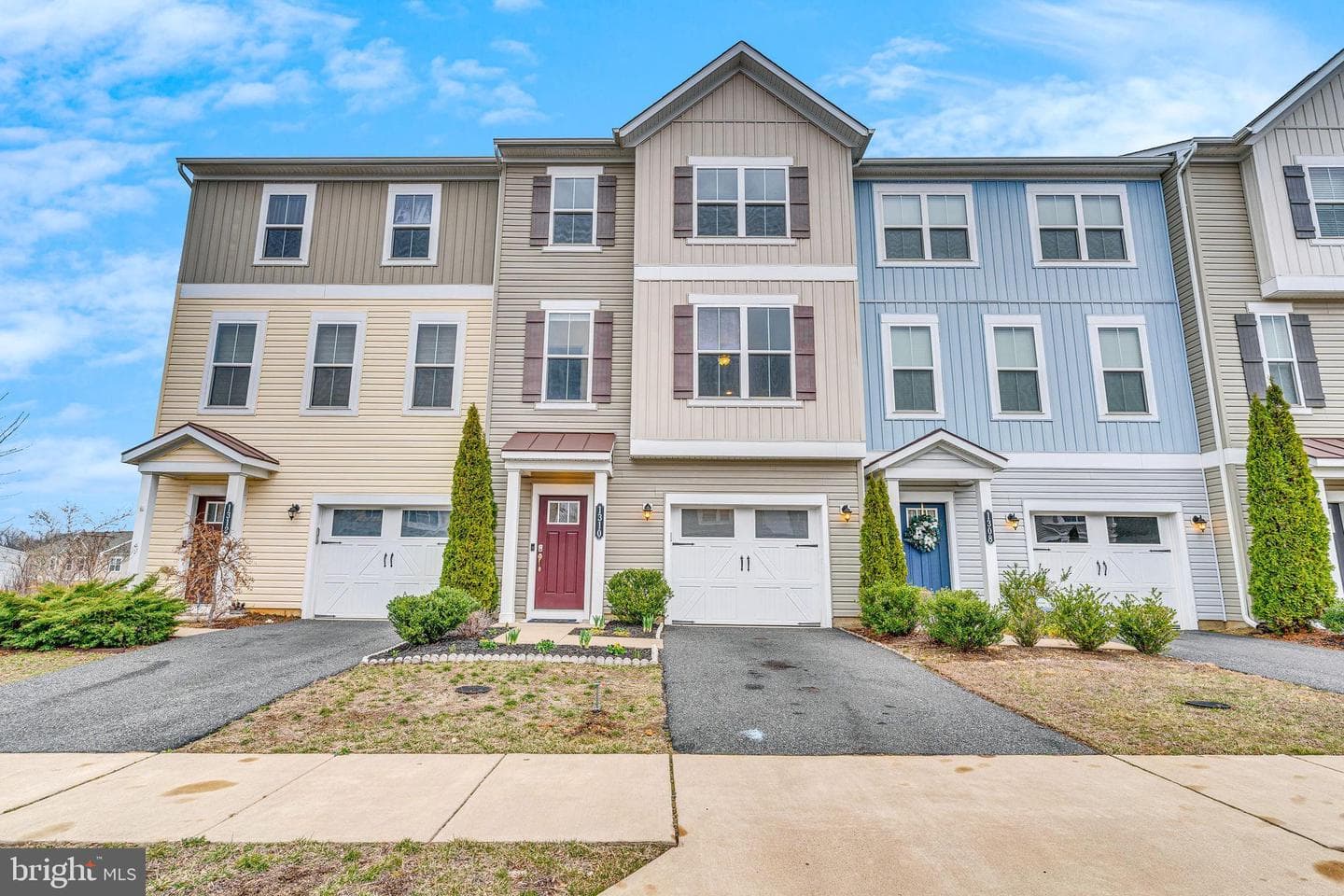 1310 Hudgins Farm Circle photo 1