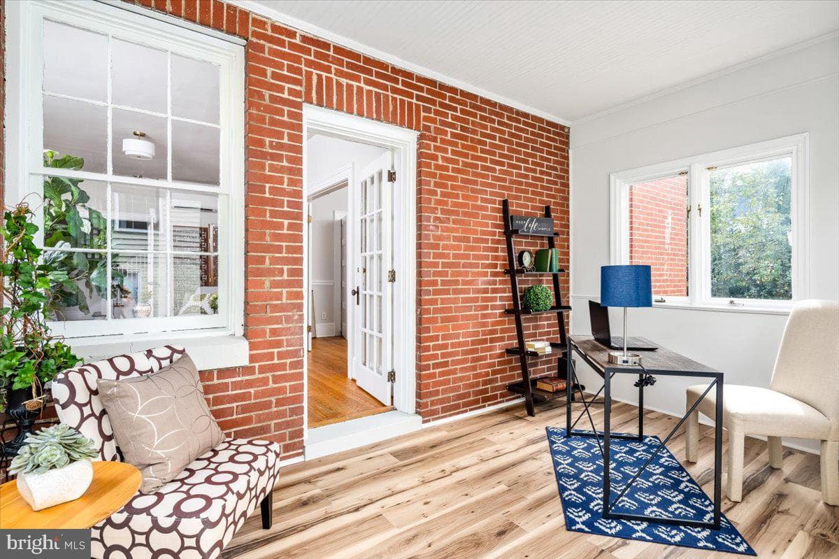 918 William Street photo 21