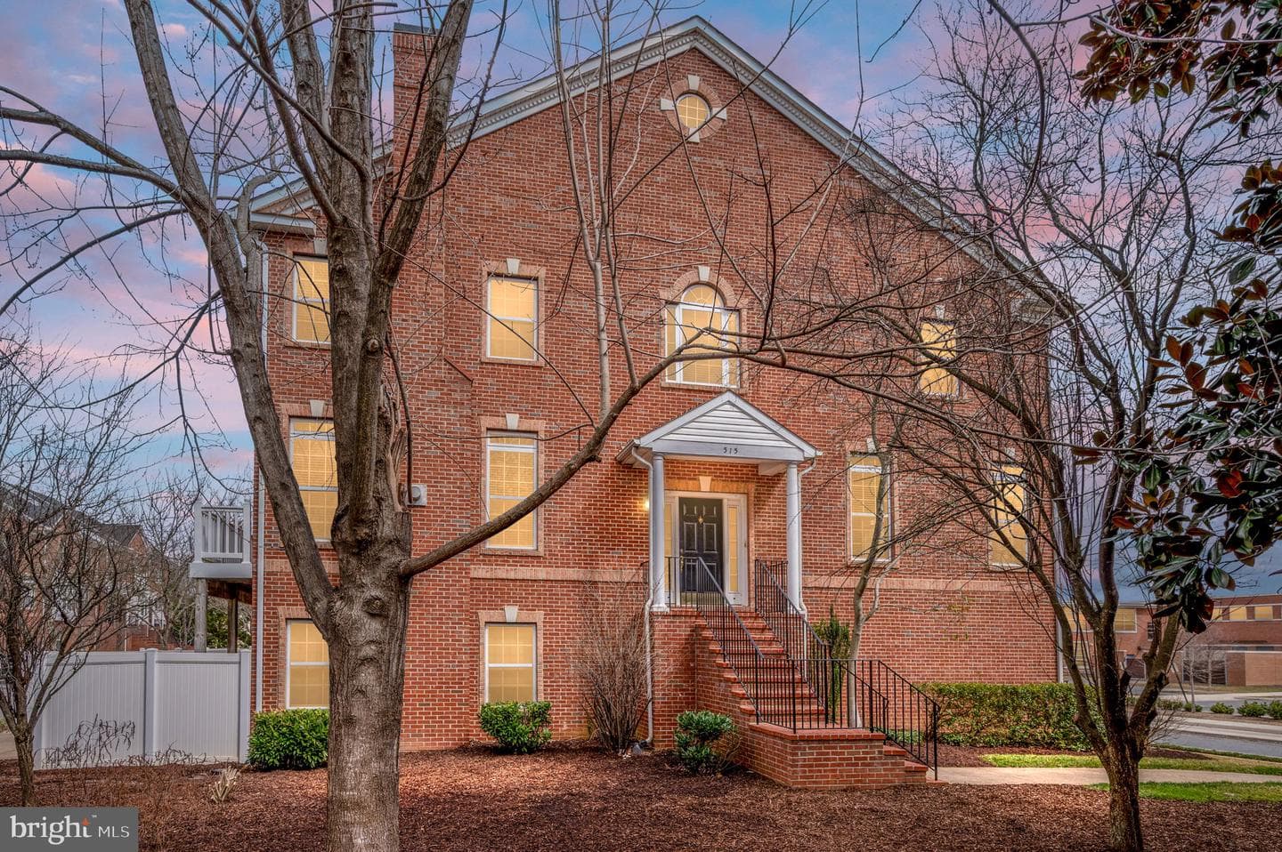 515 Dunmore Street photo 1