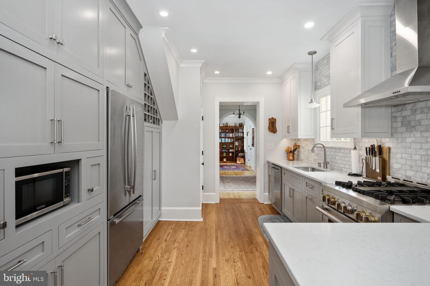 701 Hanover Street photo 58