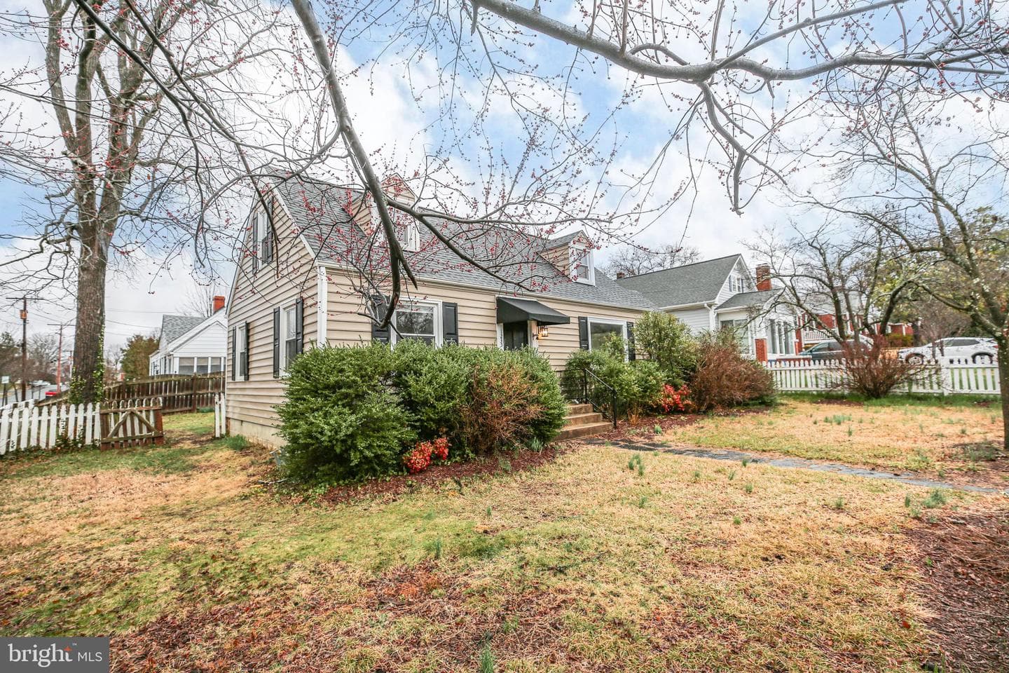 1235 Dandridge Street photo 32