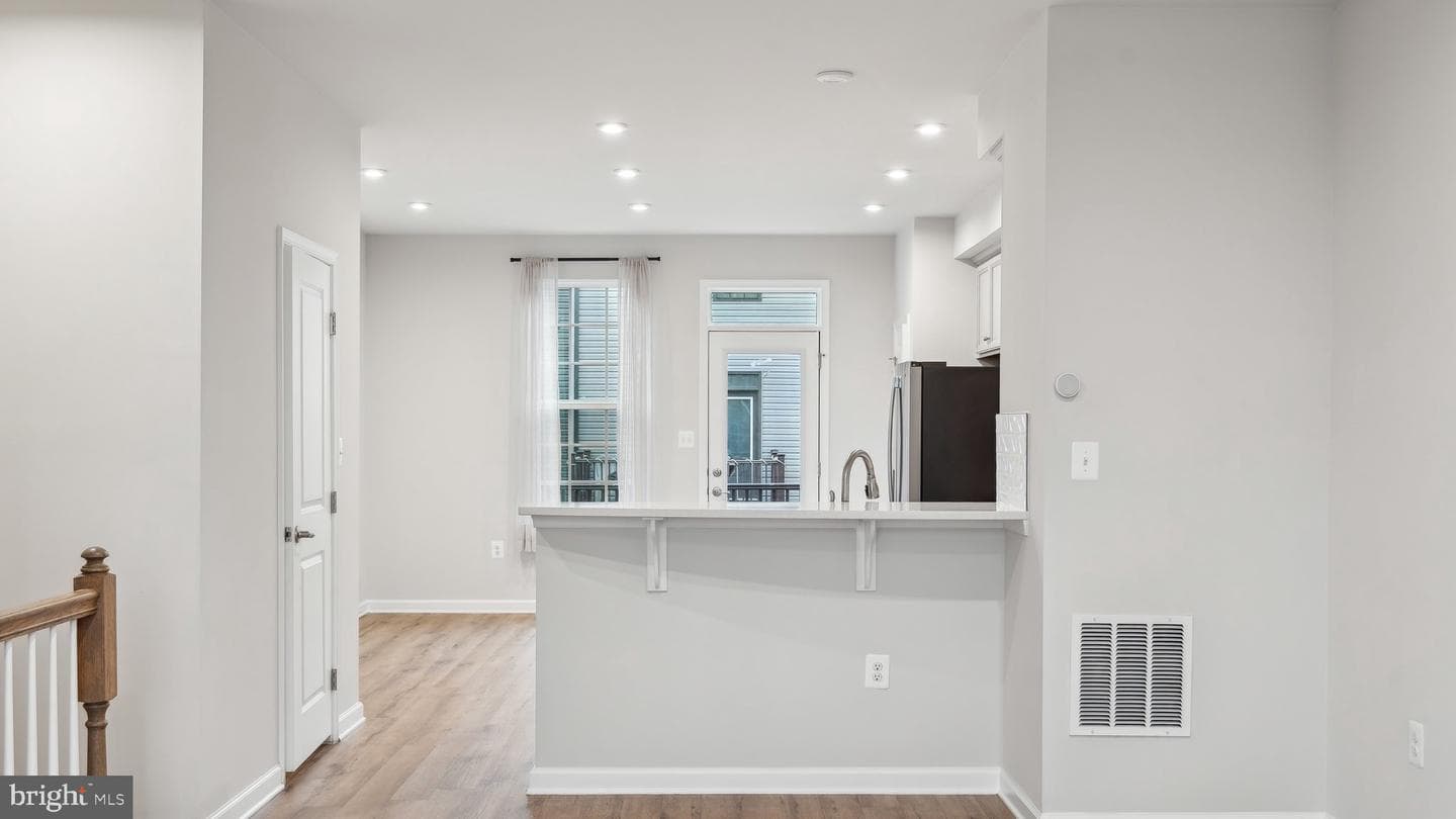1310 Depot Lane photo 4