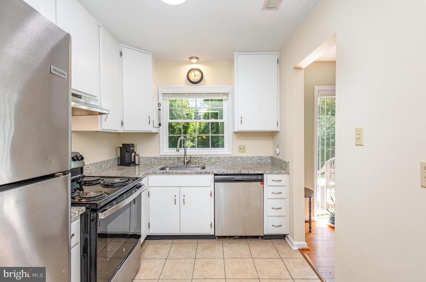 204 Morningside Drive photo 9