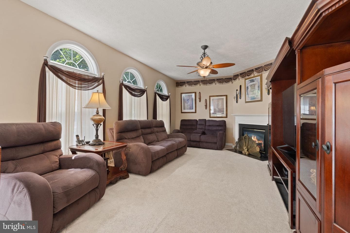 1002 Black Oak Court photo 23