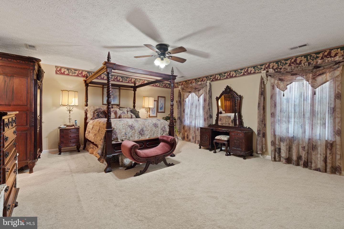 1002 Black Oak Court photo 30