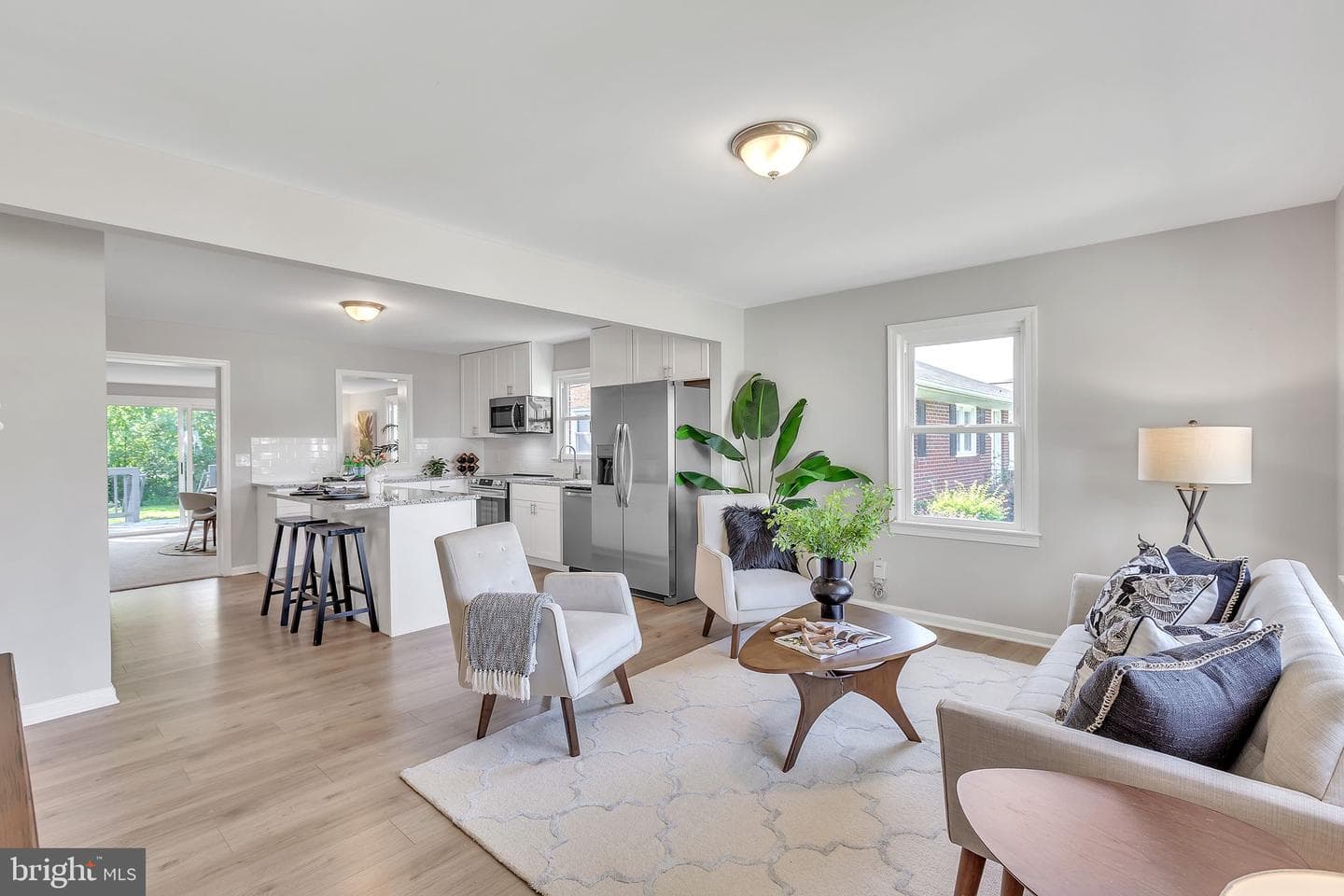 2403 Lafayette Boulevard photo 10