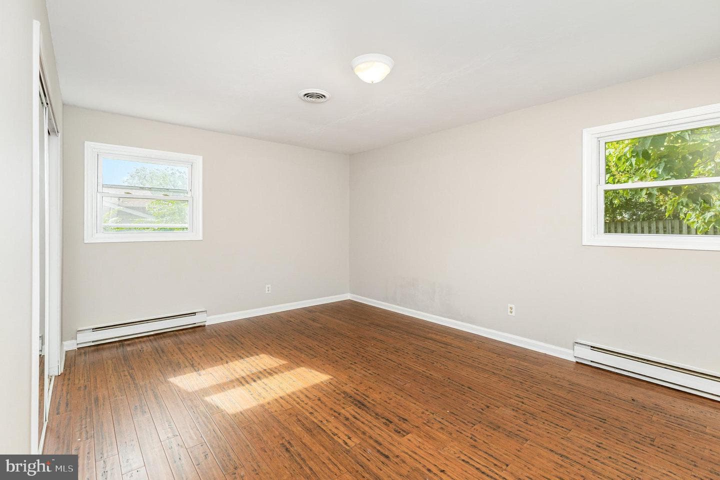 410 Deerwood Drive photo 21