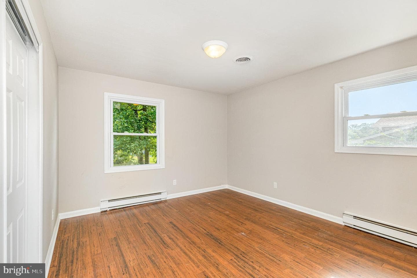 410 Deerwood Drive photo 24