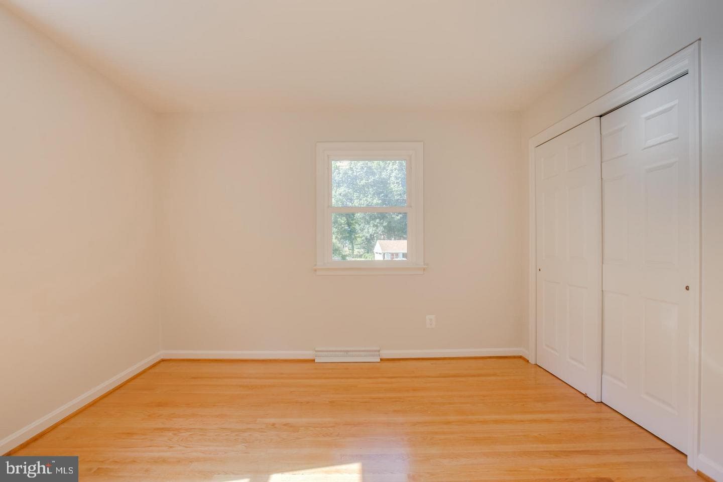 305 Stonewall Drive photo 4