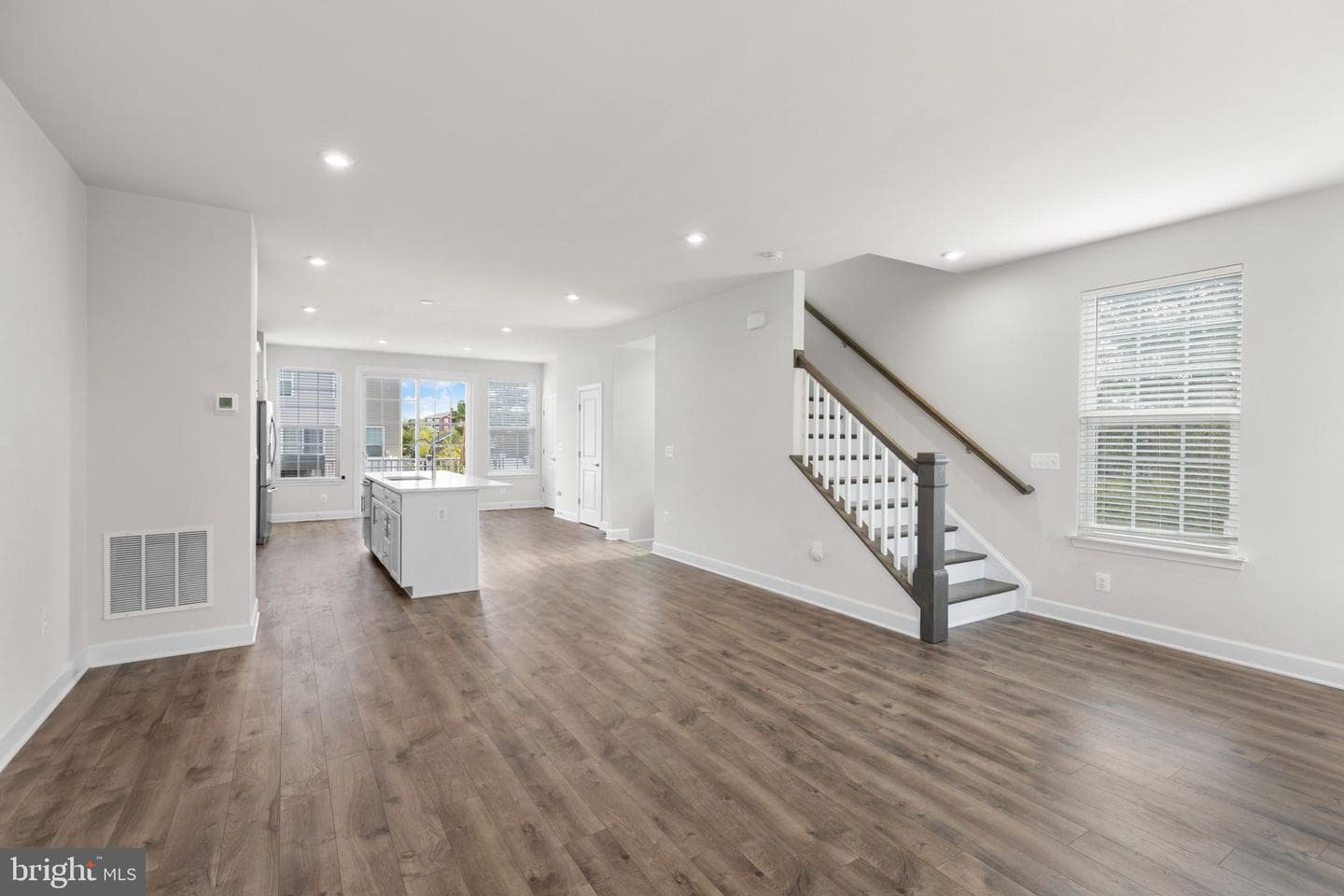 1800 Briscoe Lane photo 3