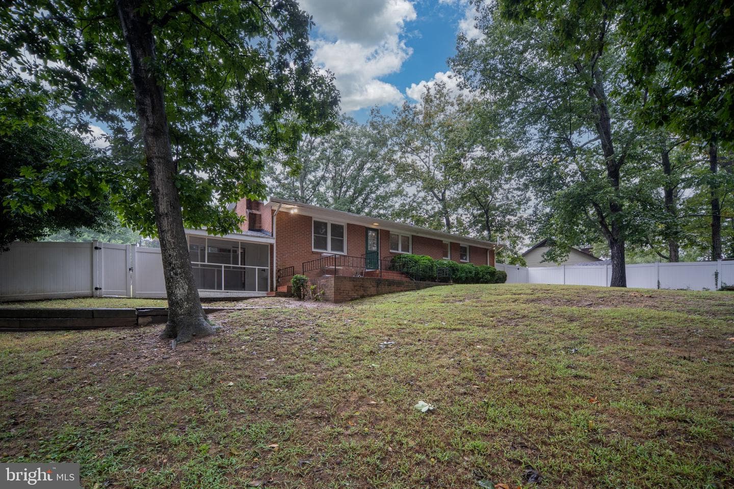 201 Stonewall Drive photo 45