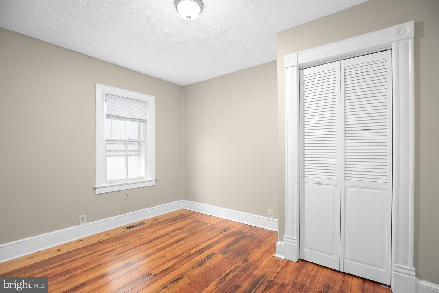 420 Dunmore Street photo 25