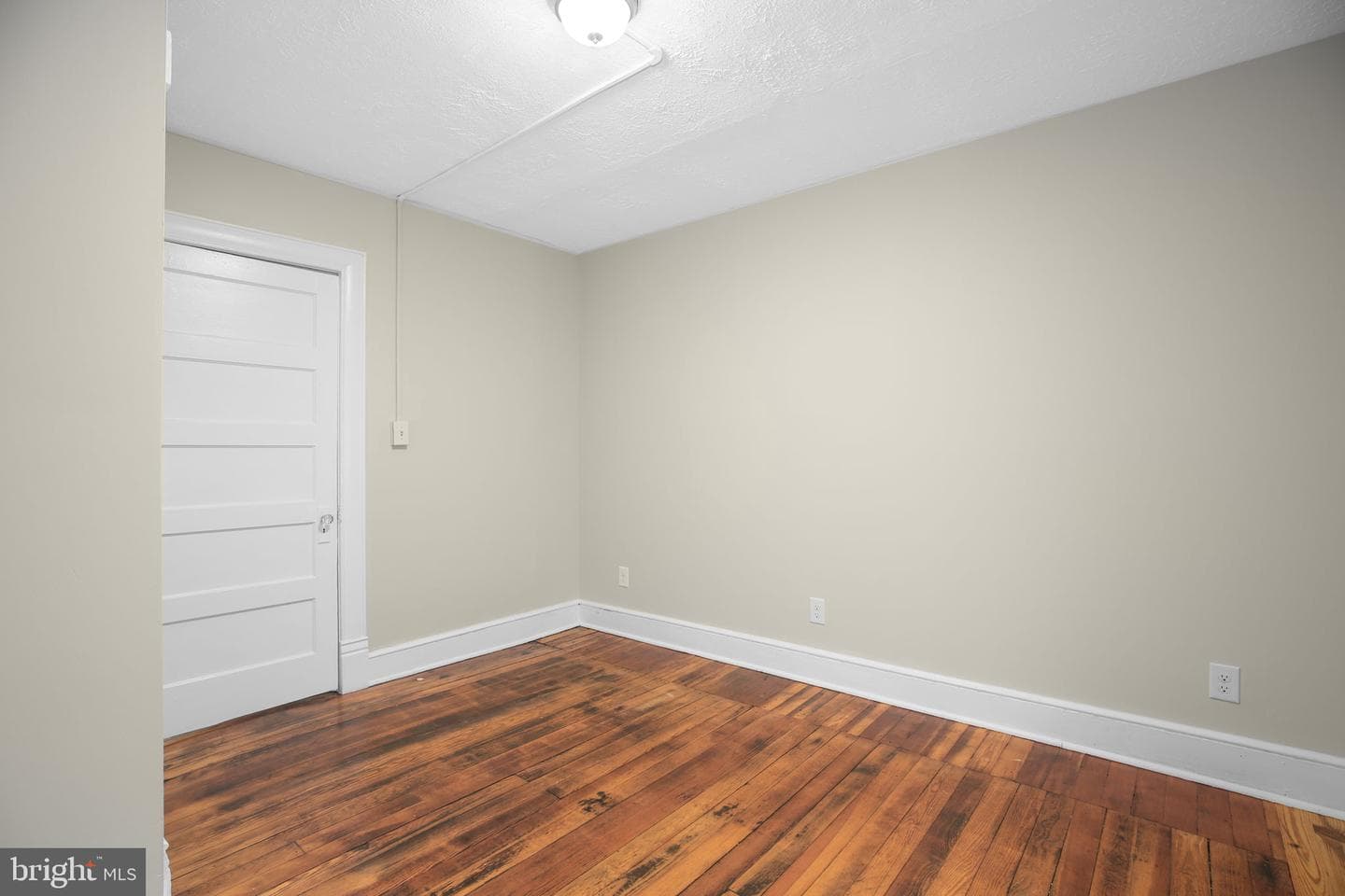 420 Dunmore Street photo 27