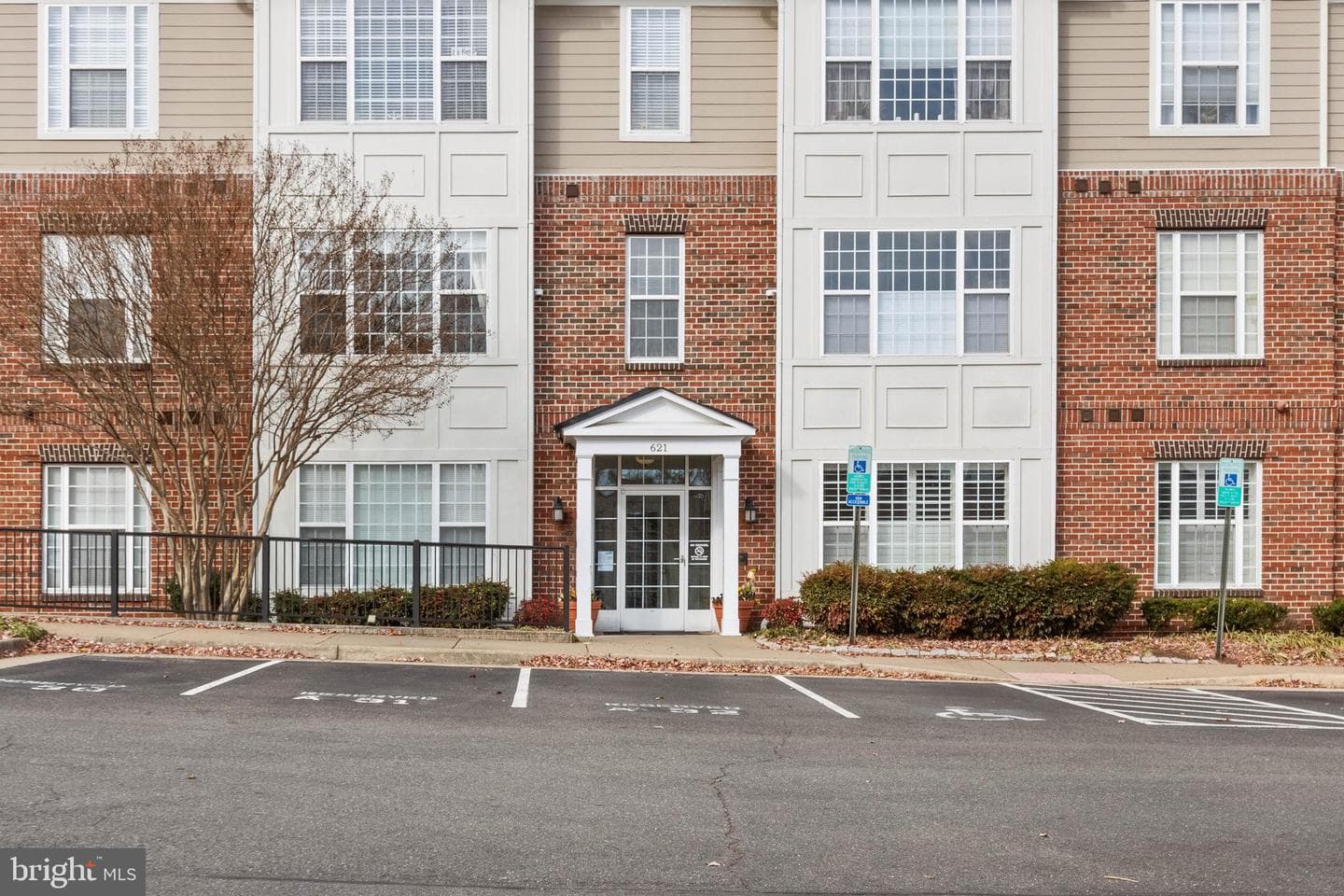 621 Cobblestone Boulevard #t9 photo 28
