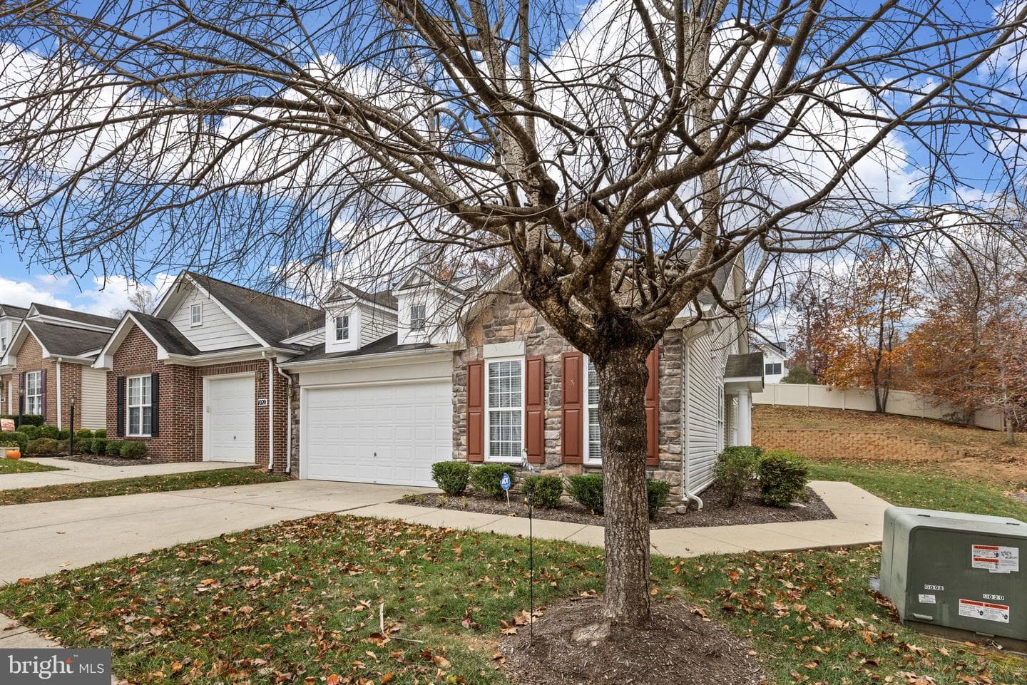 1022 Maureen Drive photo 6