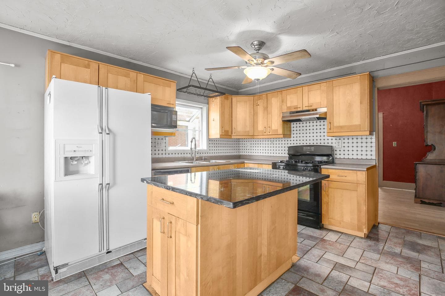 1415 Franklin St photo 9