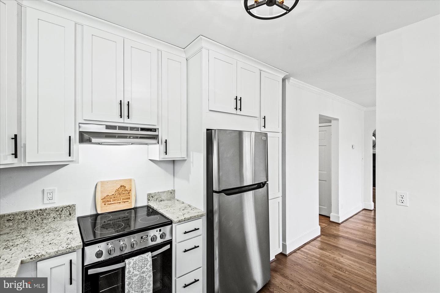 1312 Rowe Street photo 17