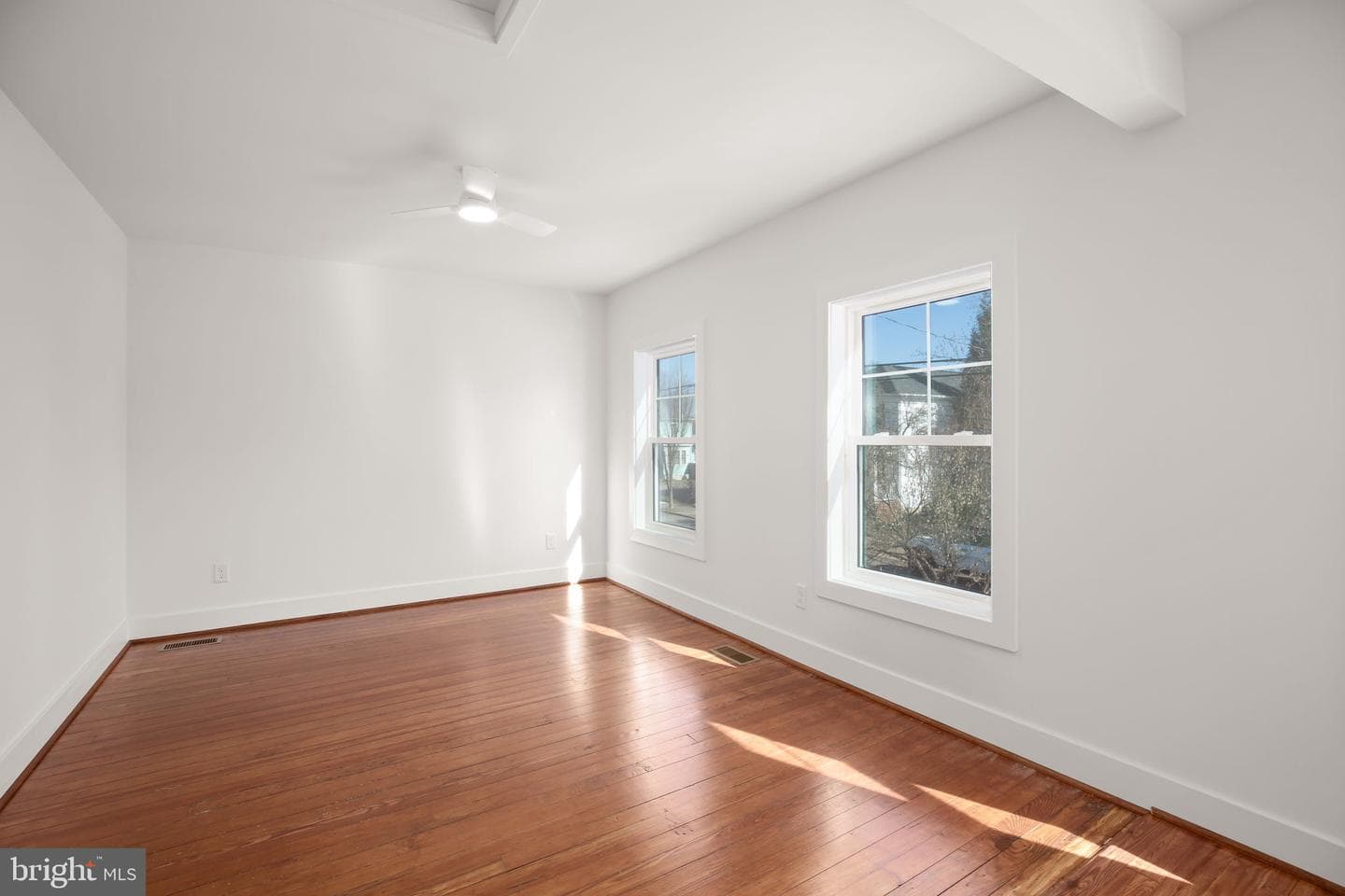 1606 Charles Street photo 27