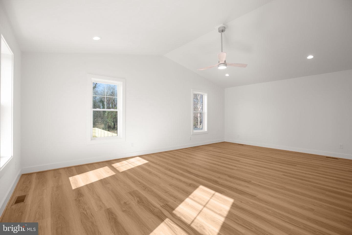 1606 Charles Street photo 35