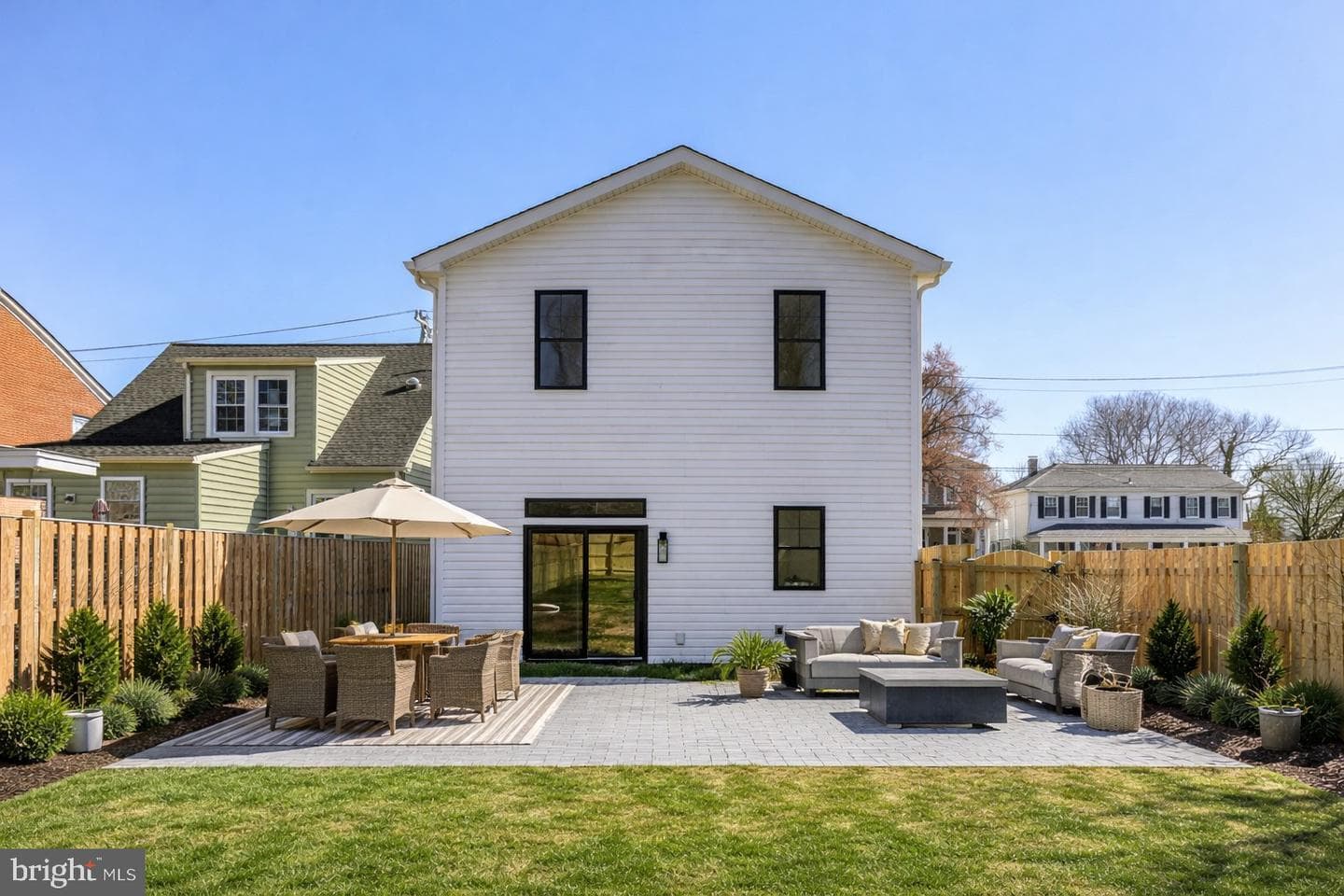 1606 Charles Street photo 6