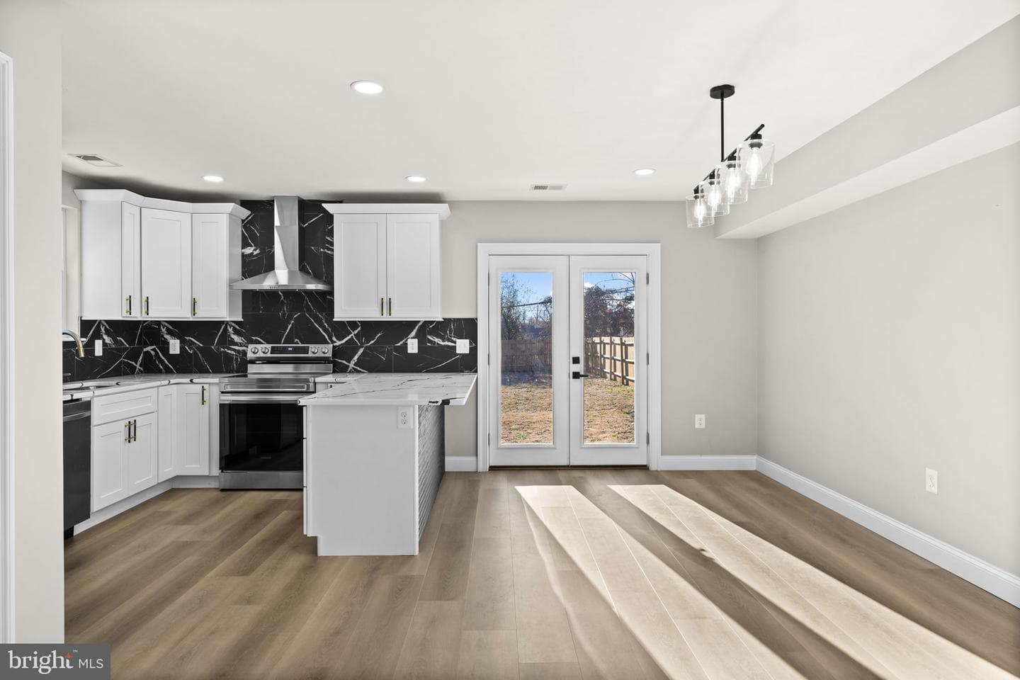 1008 Lafayette Boulevard photo 30
