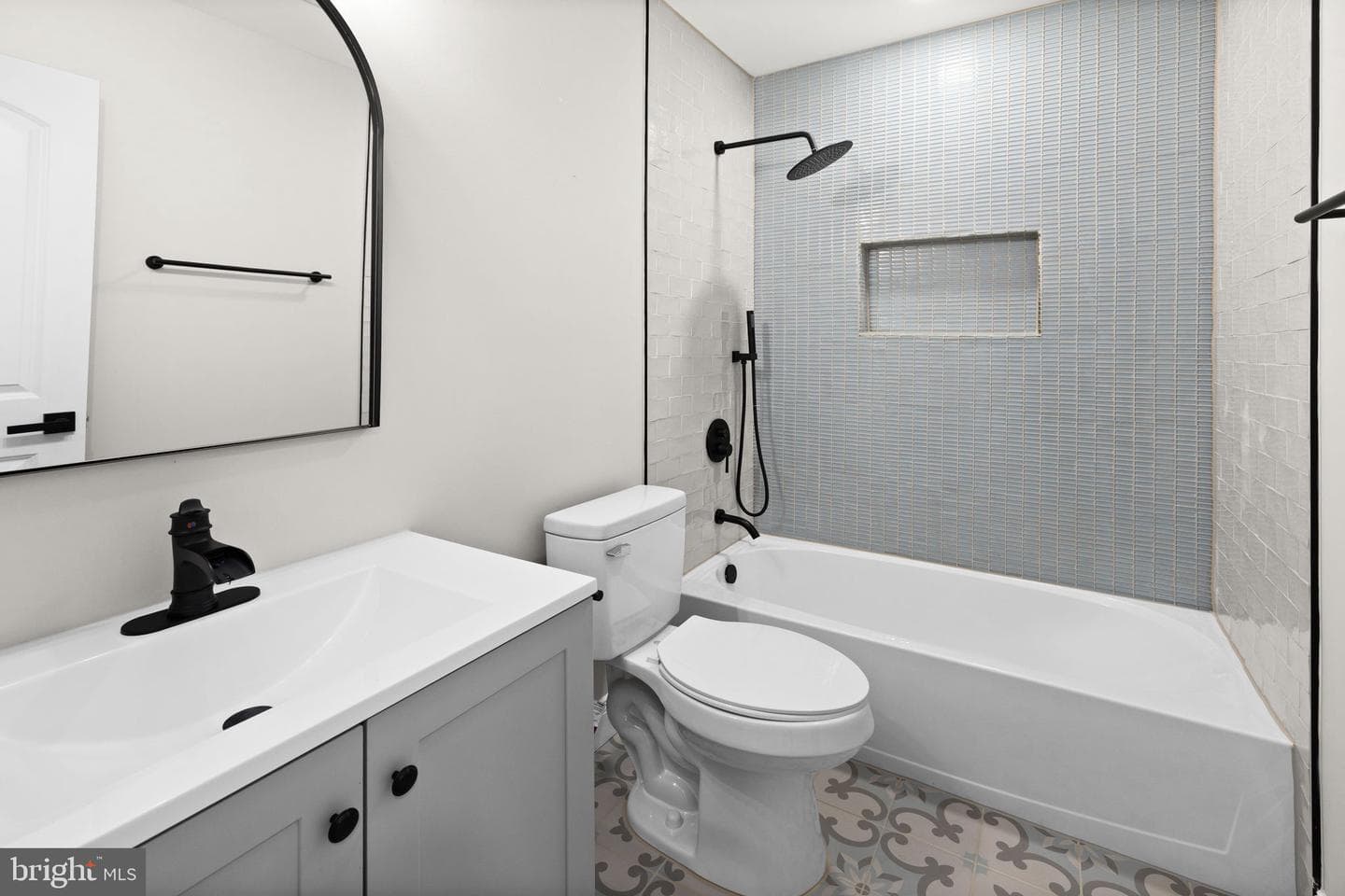 1008 Lafayette Boulevard photo 50