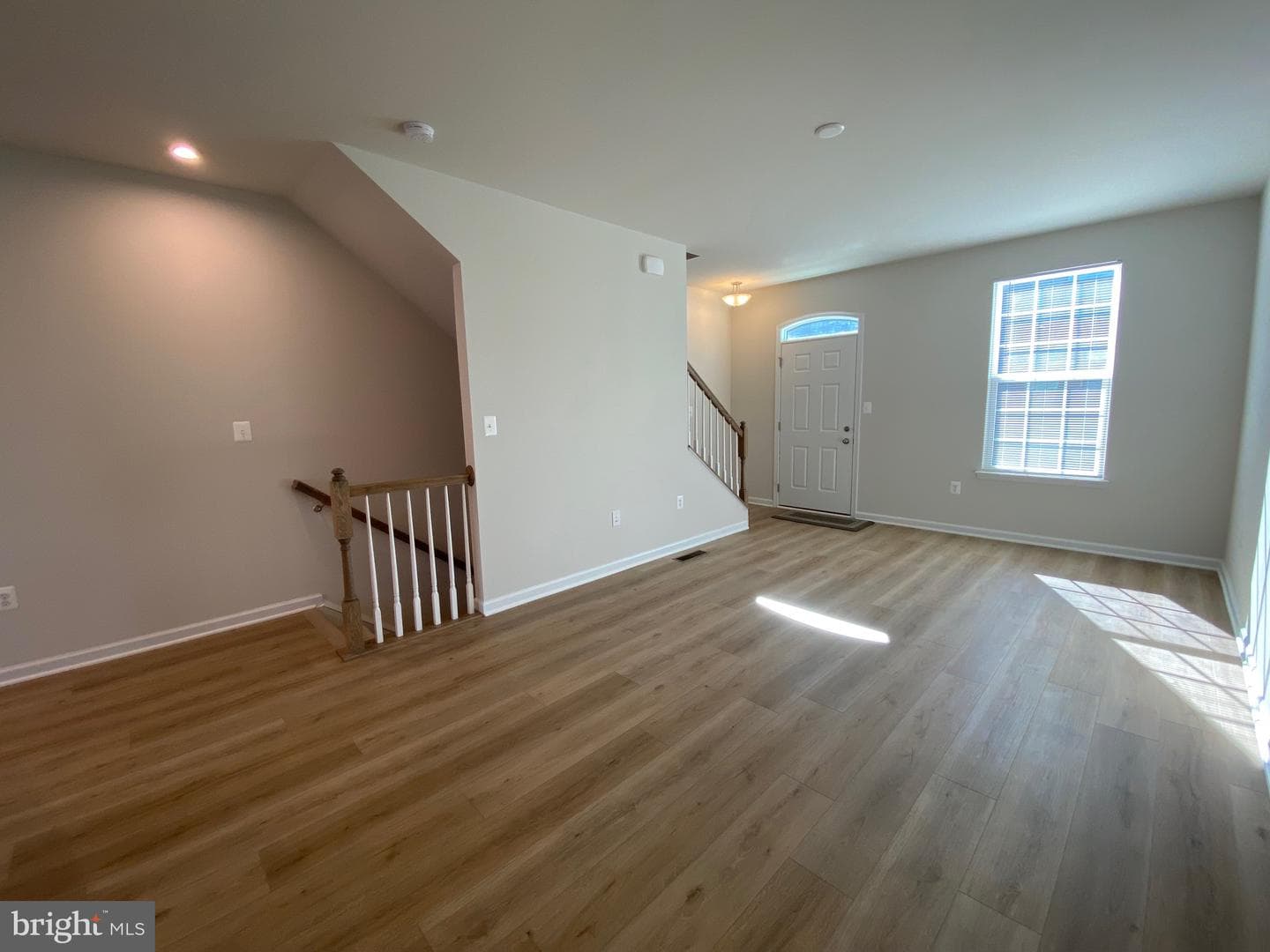 1110 Spur Lane photo 7