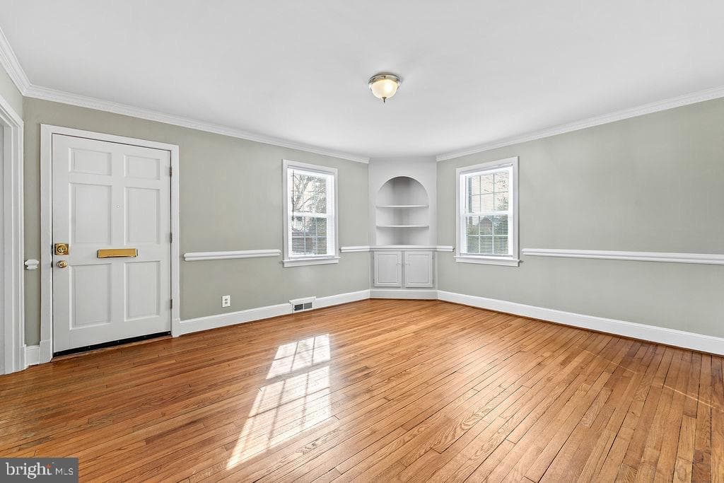 1313 Parcell Street photo 2
