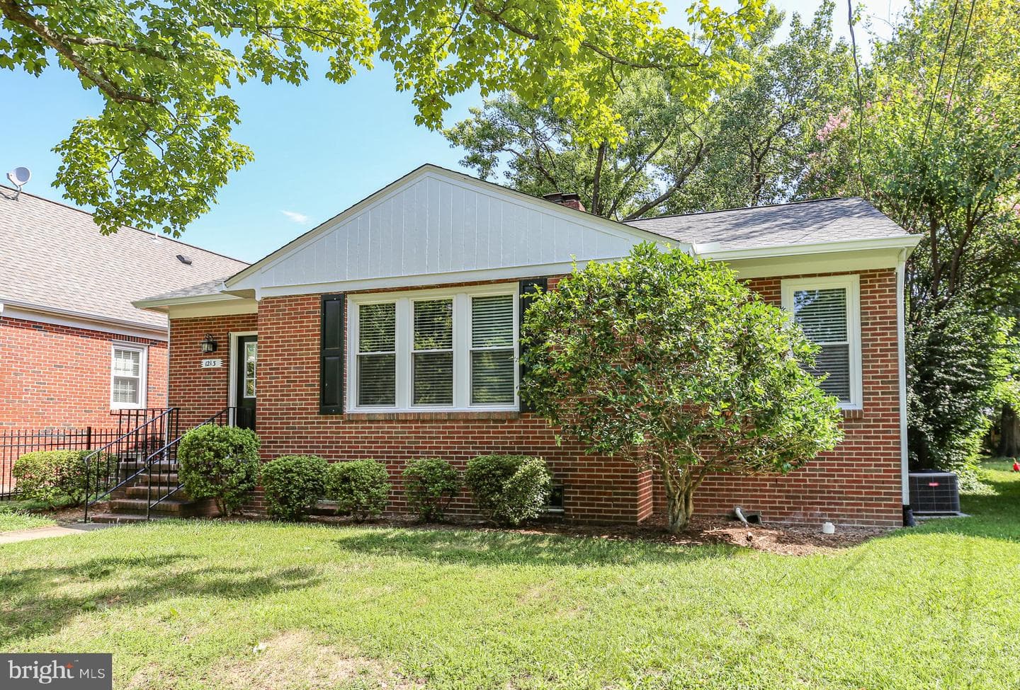 1213 Stafford Avenue photo 34