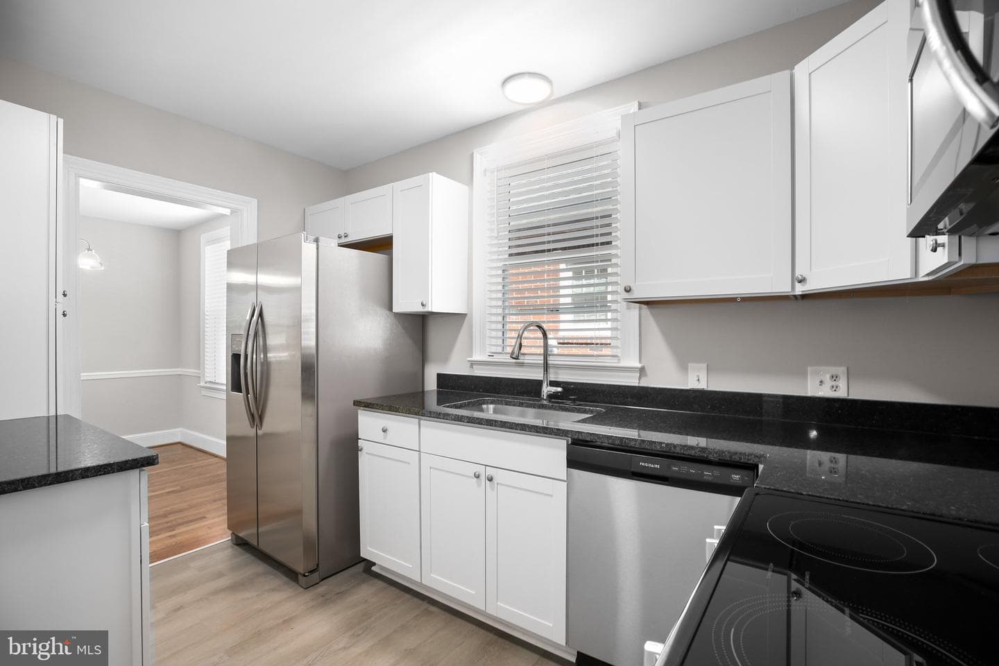 1213 Stafford Avenue photo 6
