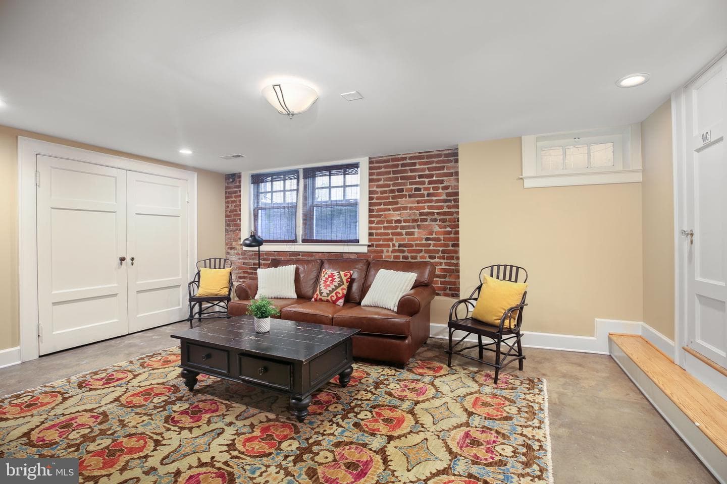 1111 Prince Edward Street photo 68
