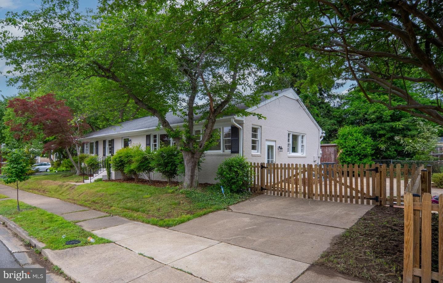 1321 Dandridge Street photo 45