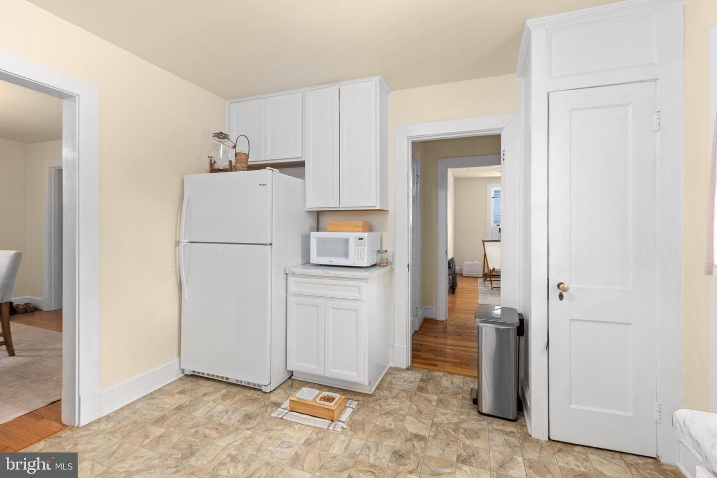 1110 College Avenue photo 14