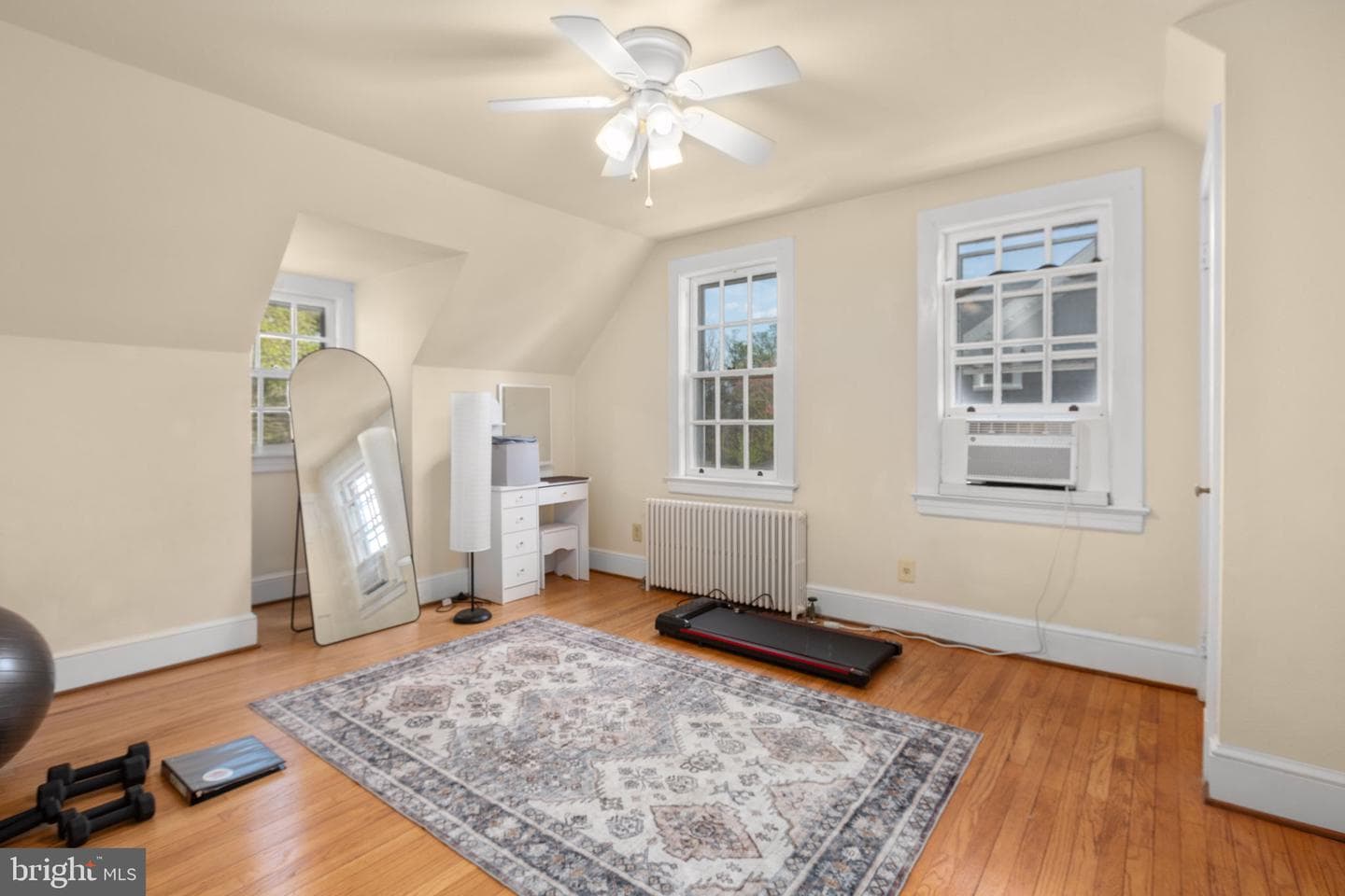1110 College Avenue photo 24