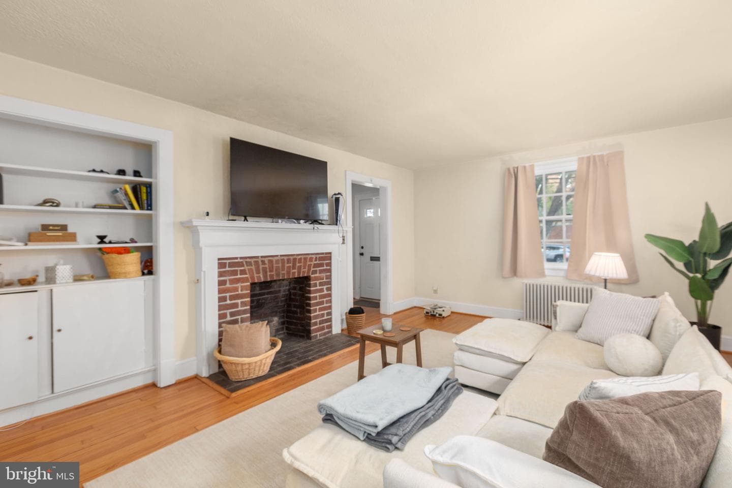 1110 College Avenue photo 6