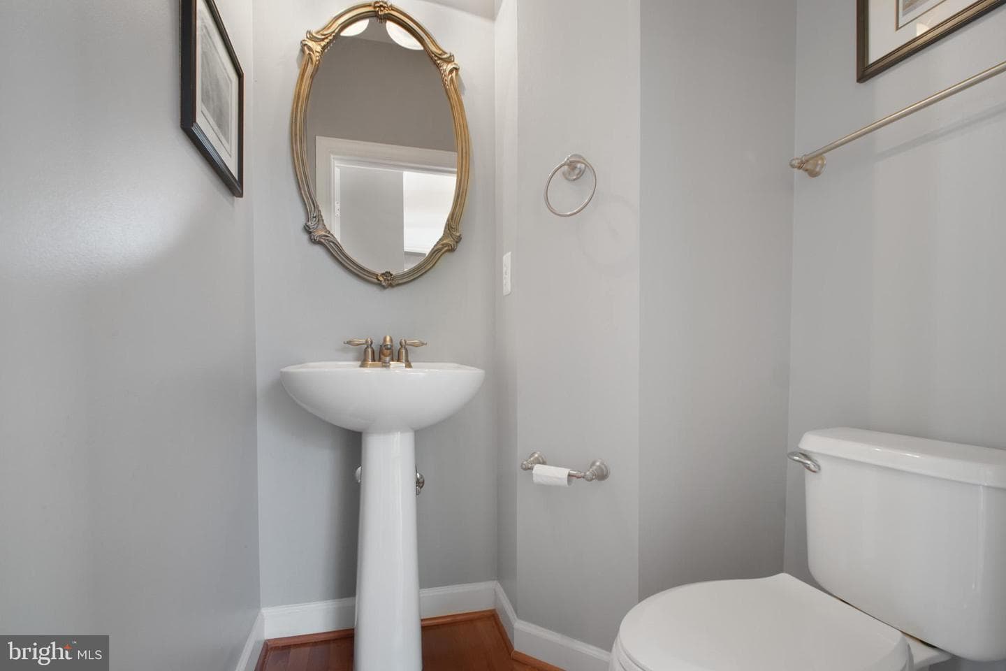 1029 Hotchkiss Place photo 29