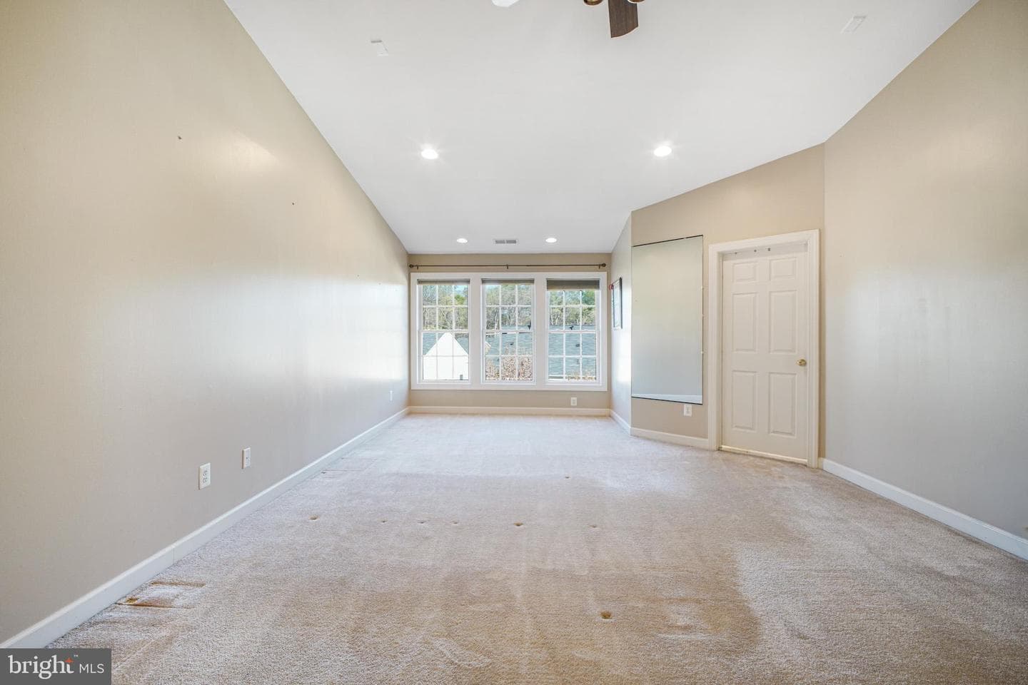 1029 Hotchkiss Place photo 30