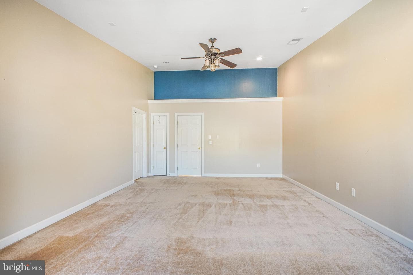 1029 Hotchkiss Place photo 33
