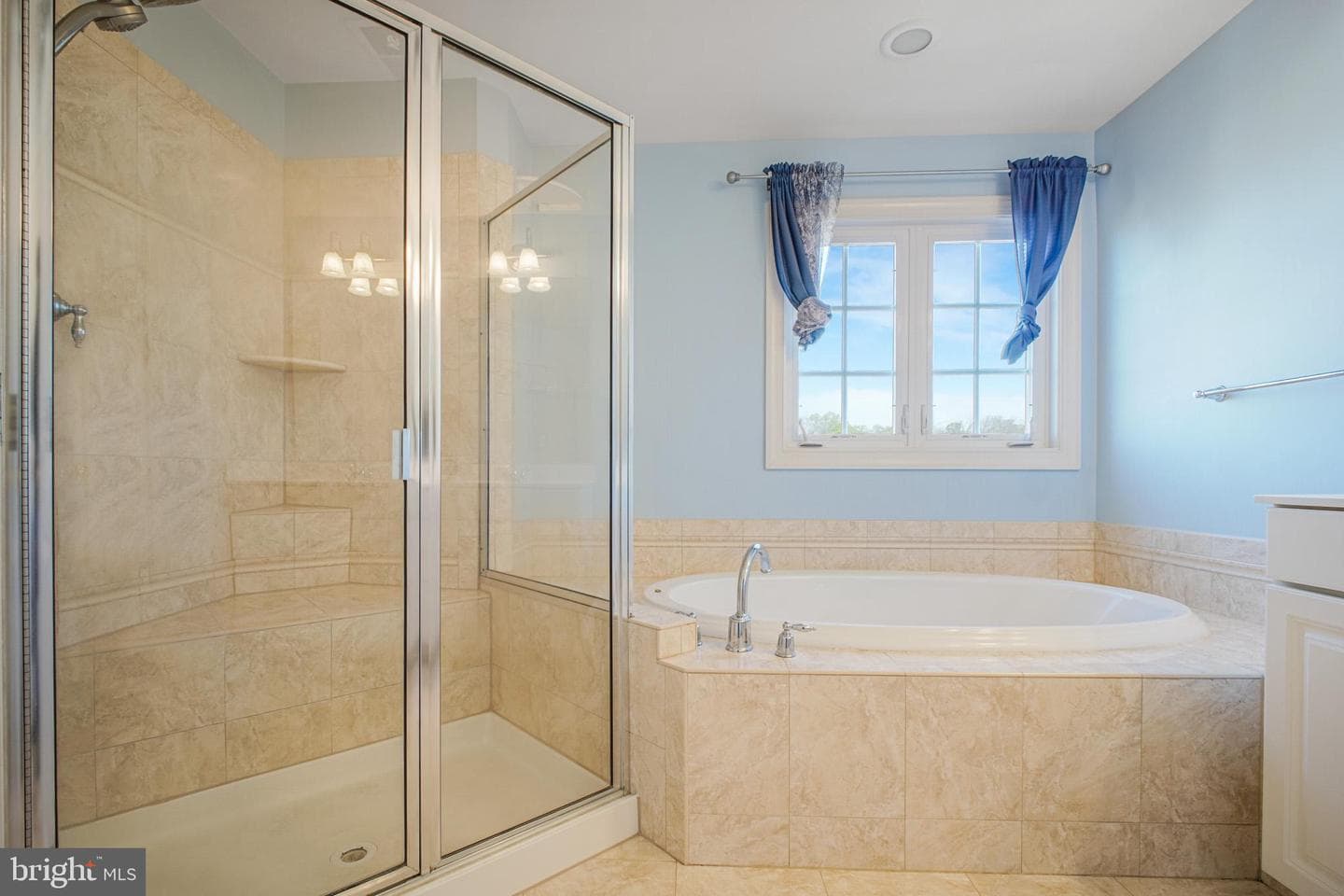 1029 Hotchkiss Place photo 36