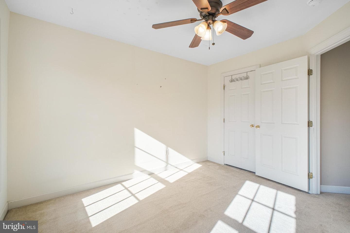 1029 Hotchkiss Place photo 43