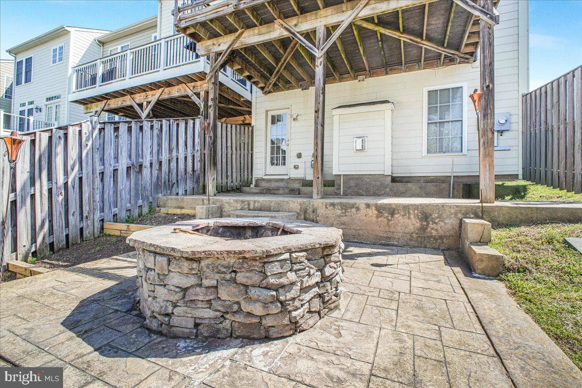 1029 Hotchkiss Place photo 55