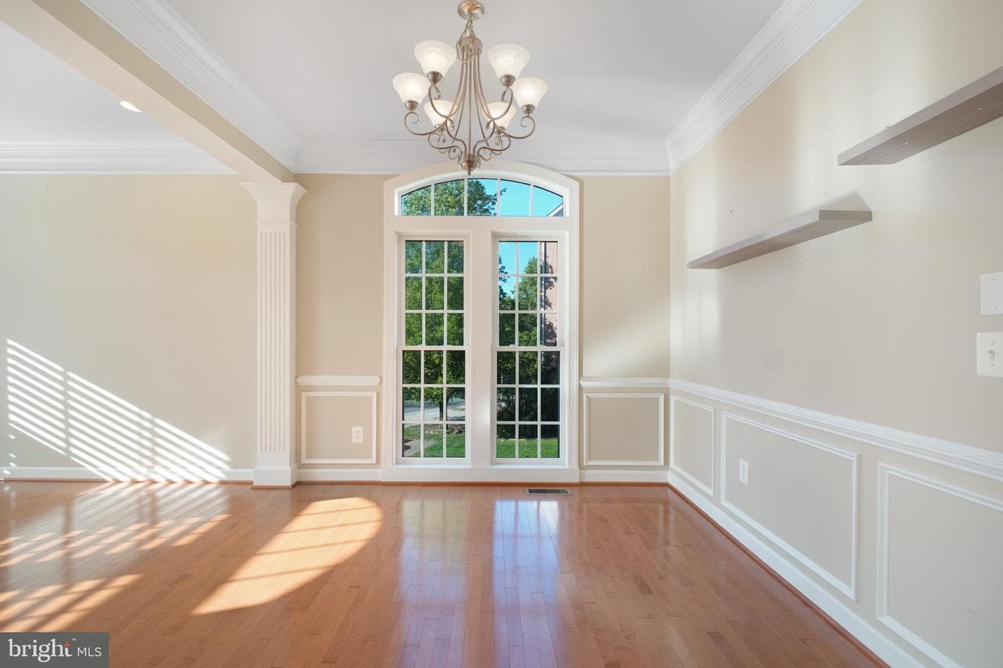 1029 Hotchkiss Place photo 9