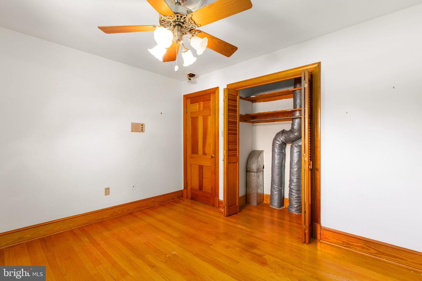 1329 Brent Street photo 21