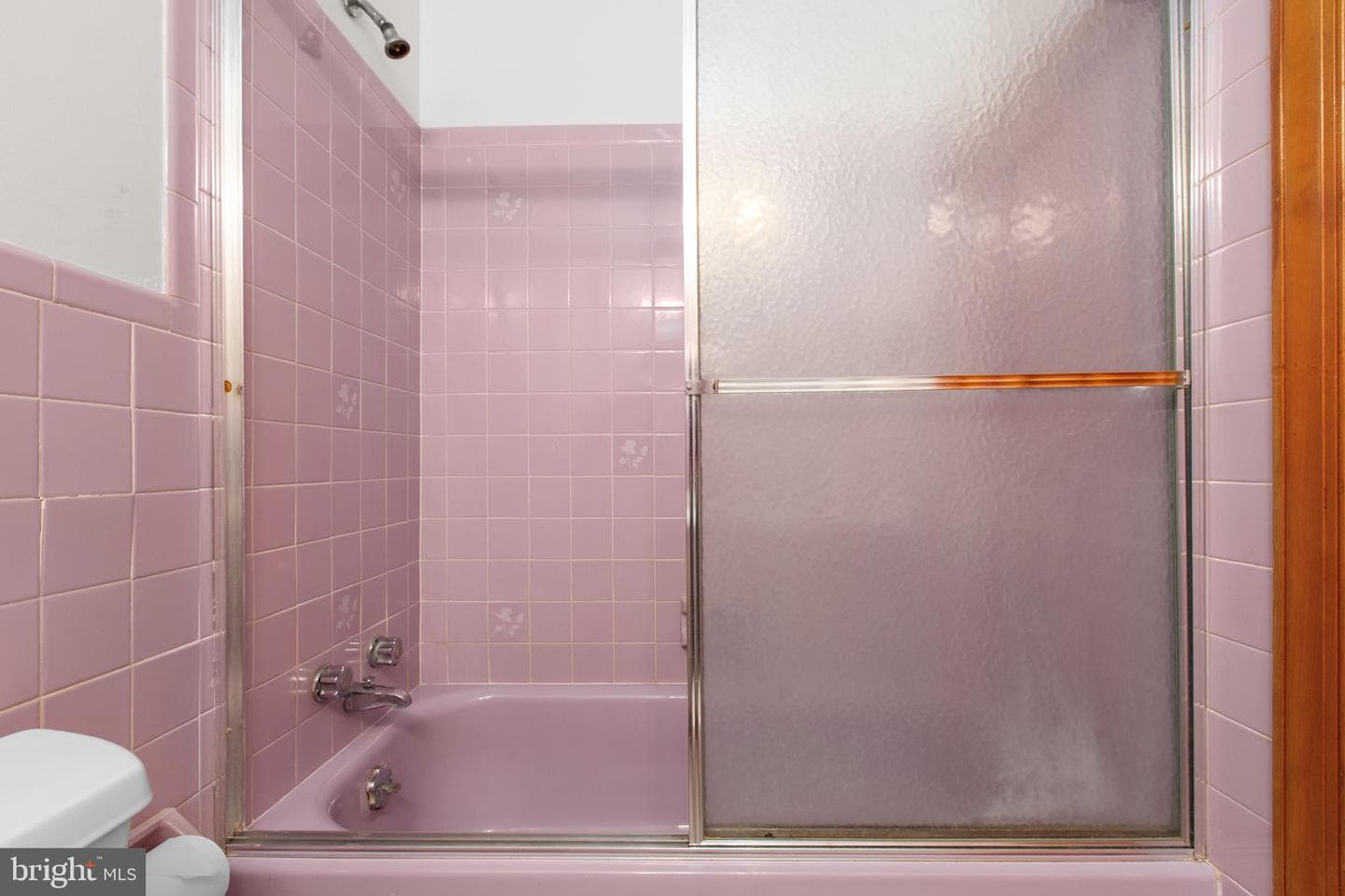 1329 Brent Street photo 32