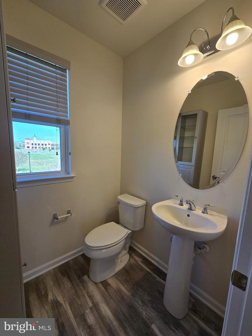 2208 Shadmoor Drive photo 13