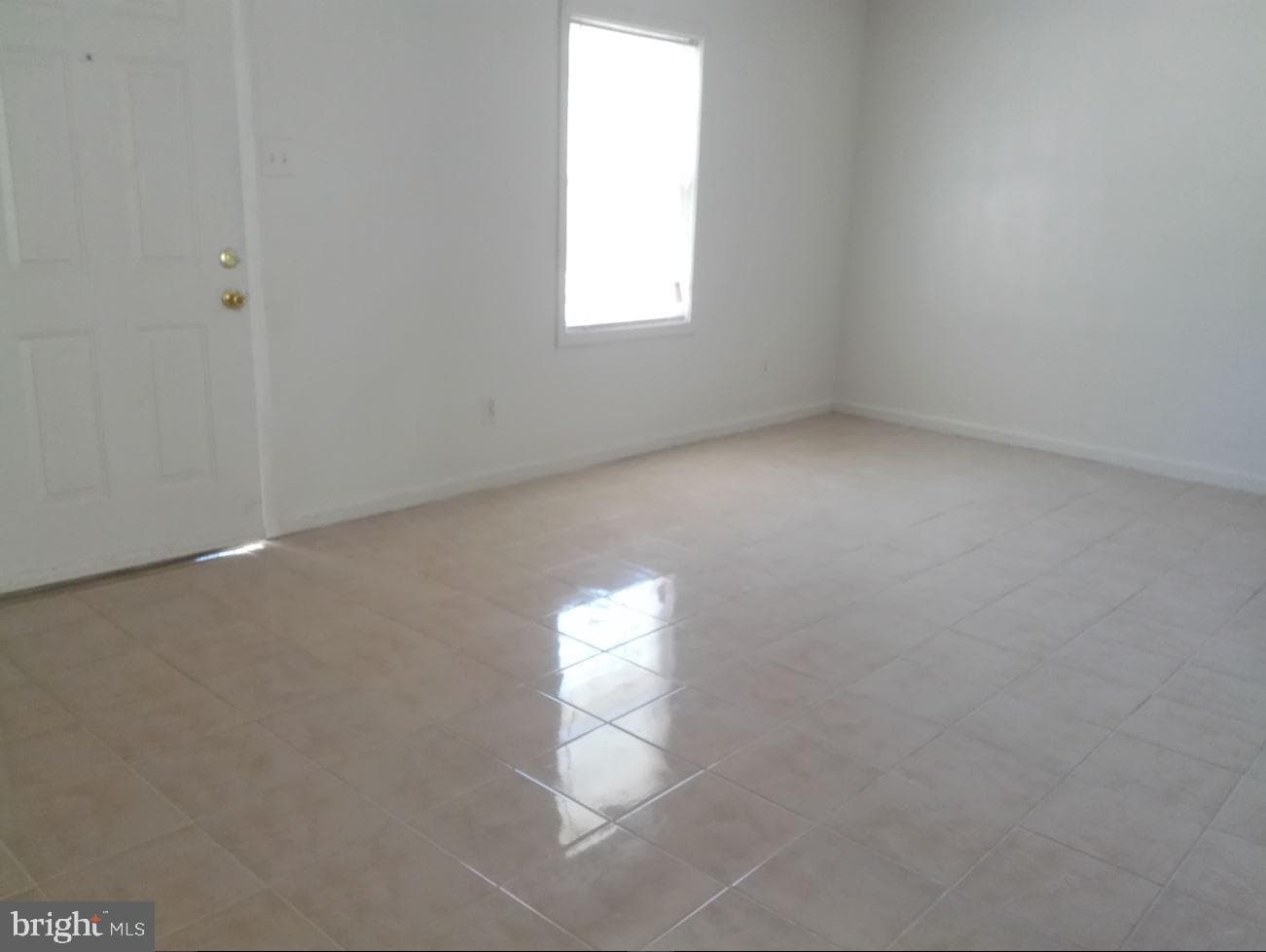 418 Rann Court photo 3