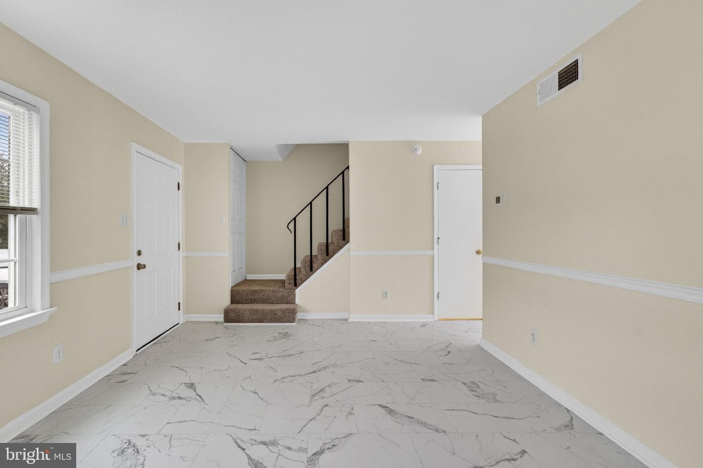104 Hickok Circle photo 5