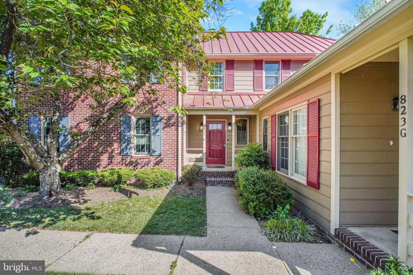 823 College Avenue #i photo 2