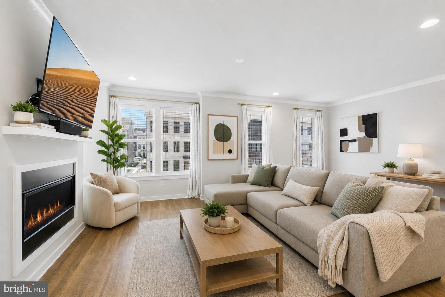 283 Willis Street photo 5